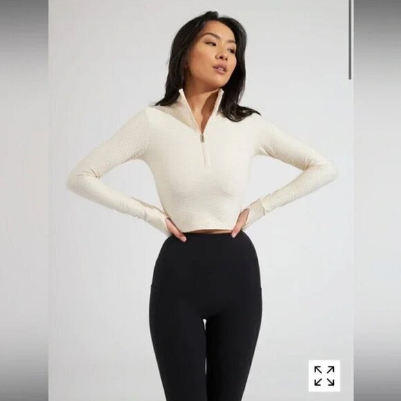 Buffbunny Collection Tops - NWT BUFF BUNNY | Permafrost Pullover V2 | Size L | Stardust